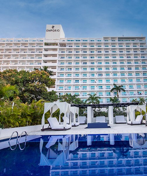 alberca aca7 960x600 1 (1)